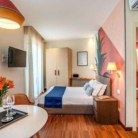 Milhouse Suites Duomo Mediolan Zewnętrze zdjęcie